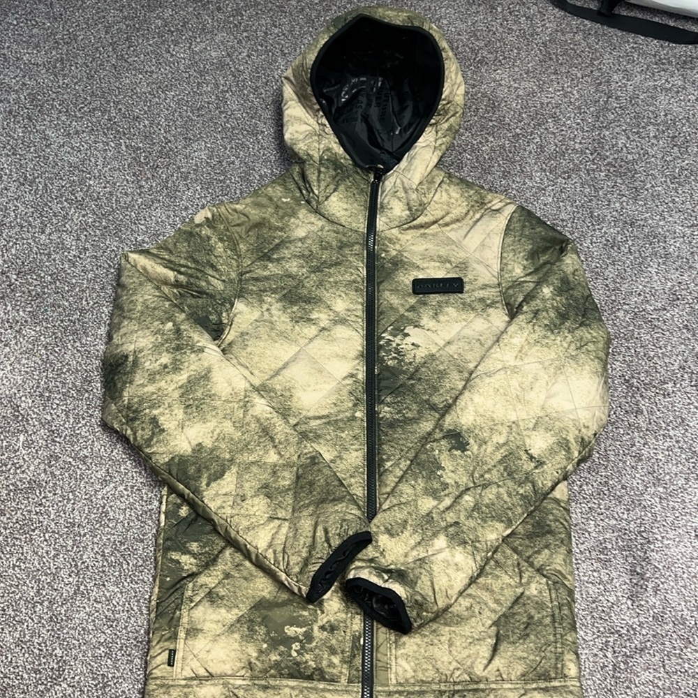 OAKLEY CHAMBERS PRIMALOFT JACKET HERB SMOKE MEN'S Sz S NWOT